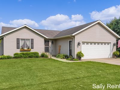 9158 Summit Ave NE, Rockford, MI, 49341