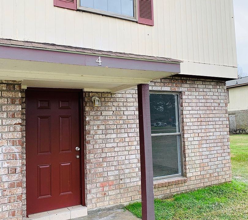 2nd image of 1753 Mast Dr #1753-4
