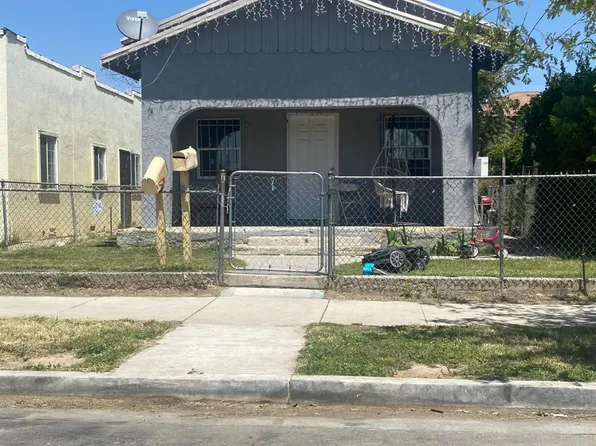 1406 Pacific St, Bakersfield, CA 93305
