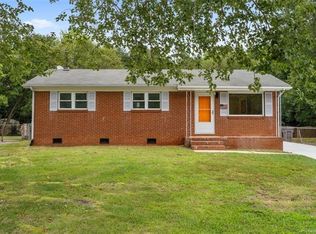 6805 Ellendale Dr, Charlotte, NC 28217