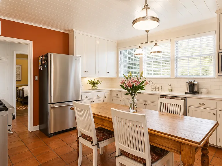 1166 Mill Ln — Photo 6