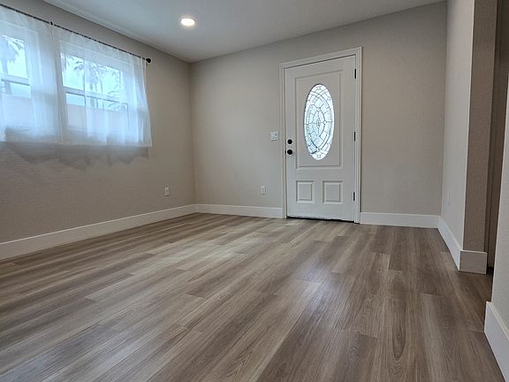 3rd image of 609 Court St Suite D