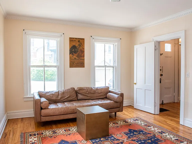562 State St — Photo 7