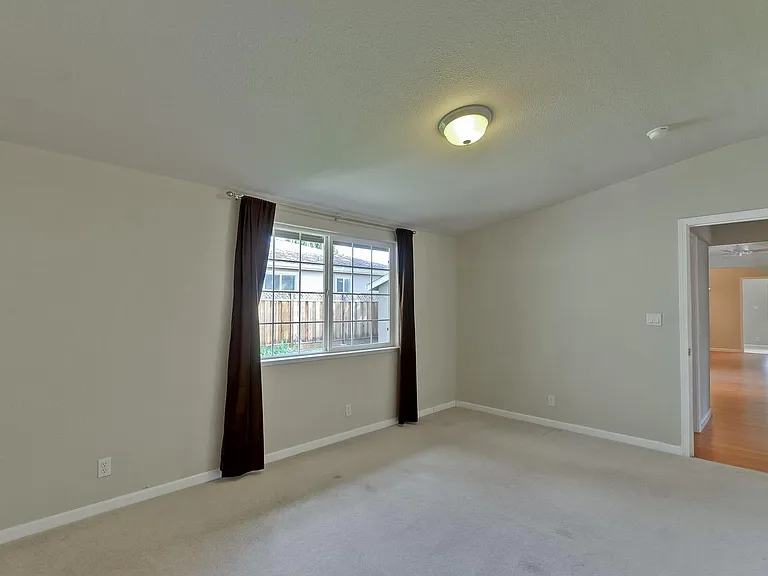 18701 Newsom Ave — Photo 37