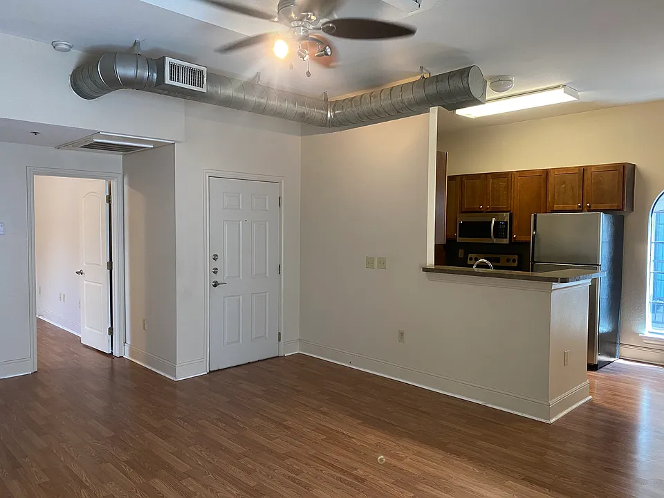 2301 Midwestern Pkwy #210
