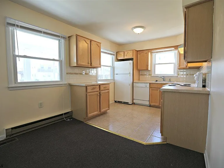 12 Crestmont Dr — Photo 6