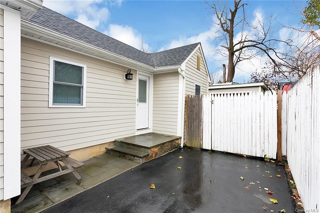 218 Florence St, Mamaroneck, NY 10543 Zillow