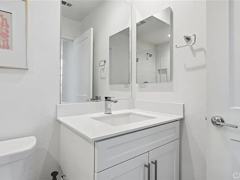 2560 Valentina Way — Photo 13