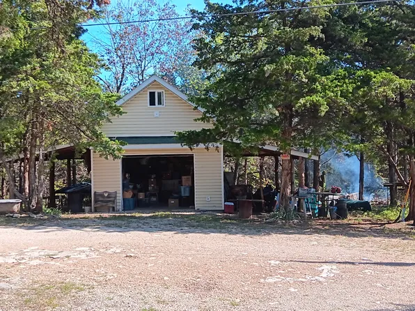 21000 County Road 190, Wheatland, MO 65779