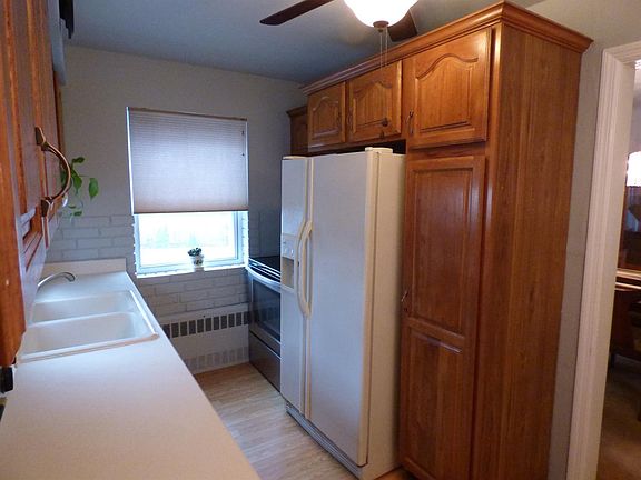 5th image of 2943 Westridge Ave