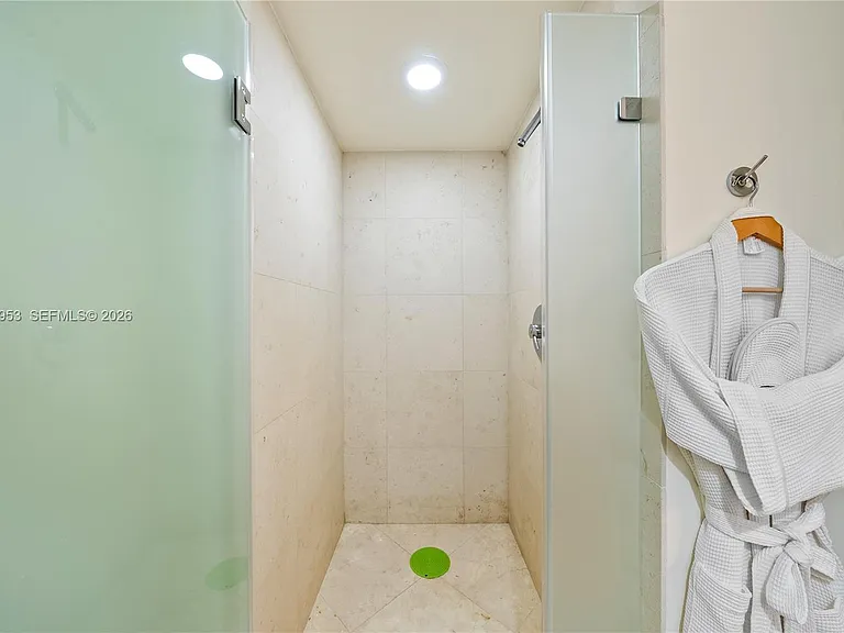 450 Alton Rd #704 — Photo 33