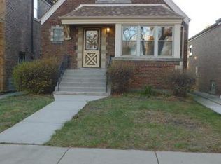 8050 S Fairfield Ave, Chicago, IL