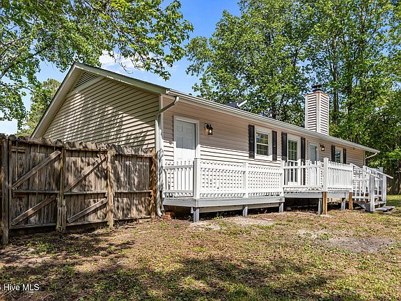 4th image of 104 Lanell Court