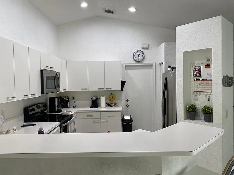 1205 Canary Island Dr — Photo 13