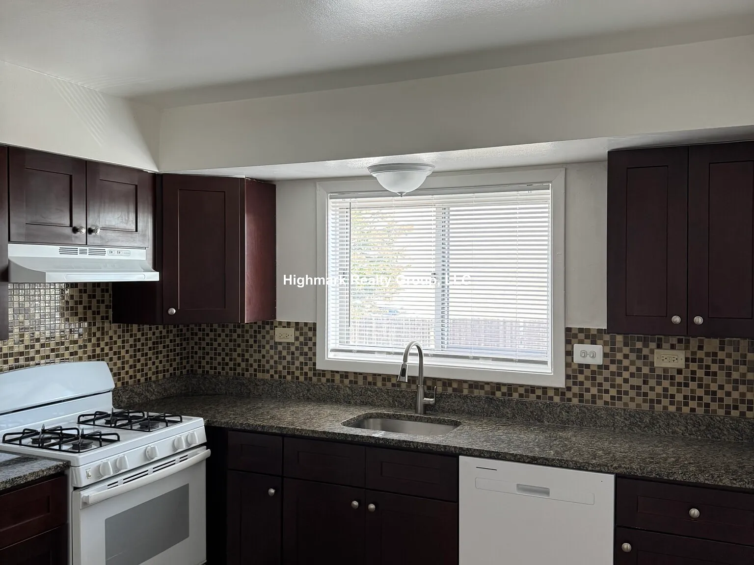 2 bed, 1.0 bath, $1,950 — Photo 1