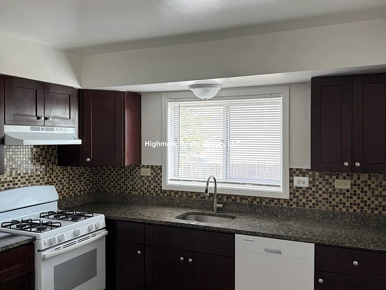 1306 Carol St #2BM — Photo 1