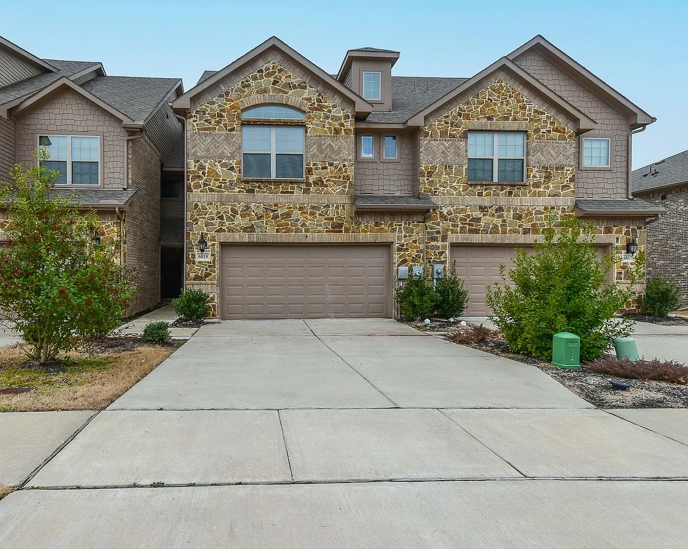 6819 Jade-Duplex — Photo 3