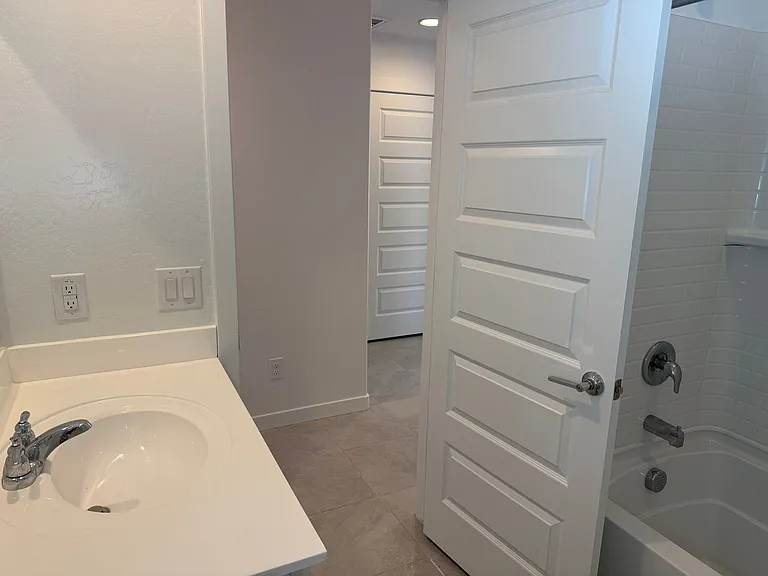 36605 W Mondragone Ln — Photo 29