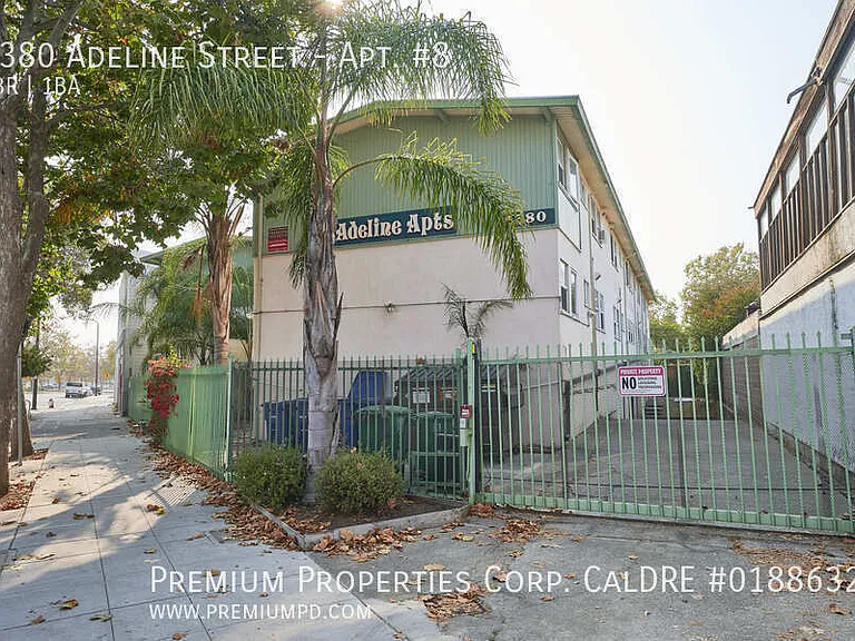 3380 Adeline St #8 — Photo 9