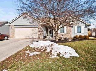 1214 Ashwood Dr, Auburn, IN