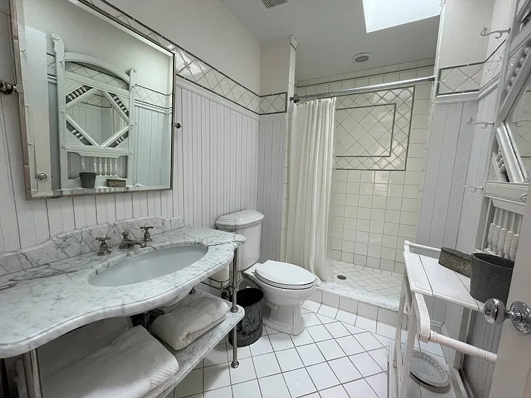 111 Cove Hollow Rd — Photo 37