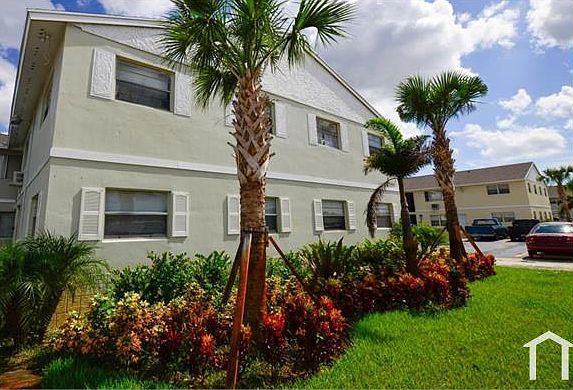 2nd image of 1540 W Blue Heron Blvd #46