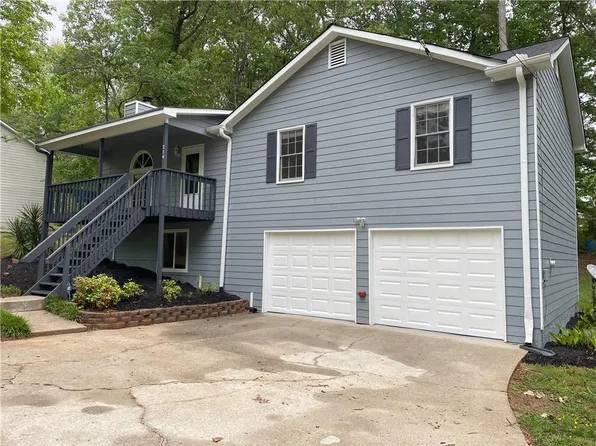 214 Sweetwater Cir, Powder Springs, GA 30127
