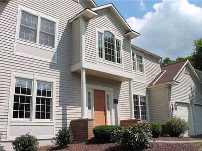8202 Royal Scarlet Dr, Baldwinsville, NY, 13027