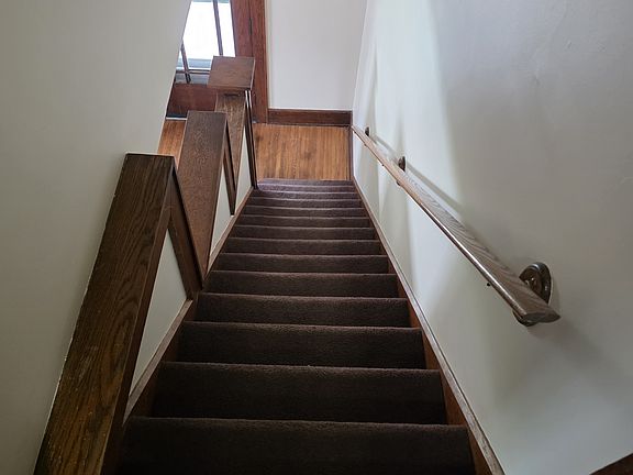 5th image of 867 S Rockhill Ave