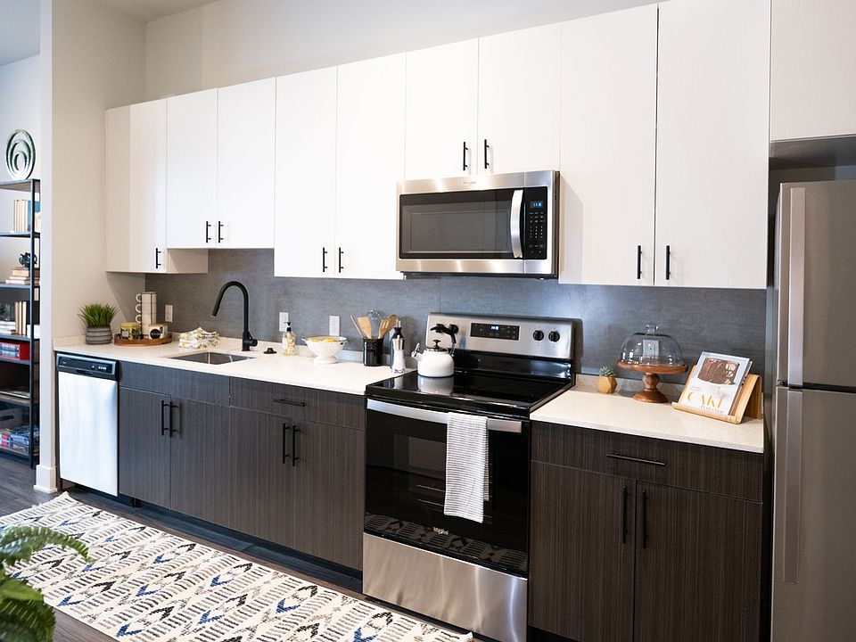 Luxor Lifestyle Apartments Bala Cynwyd 9 Presidential Blvd Bala