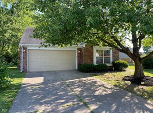 7703 Park North Lake Dr, Indianapolis, IN 46260