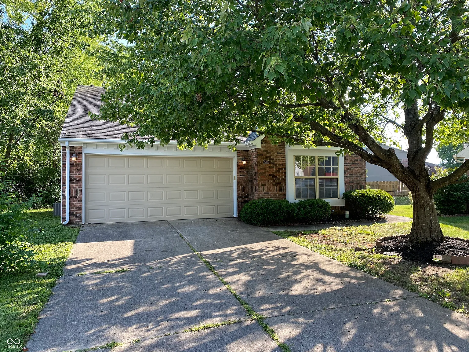 7703 Park North Lake Dr photo 1
