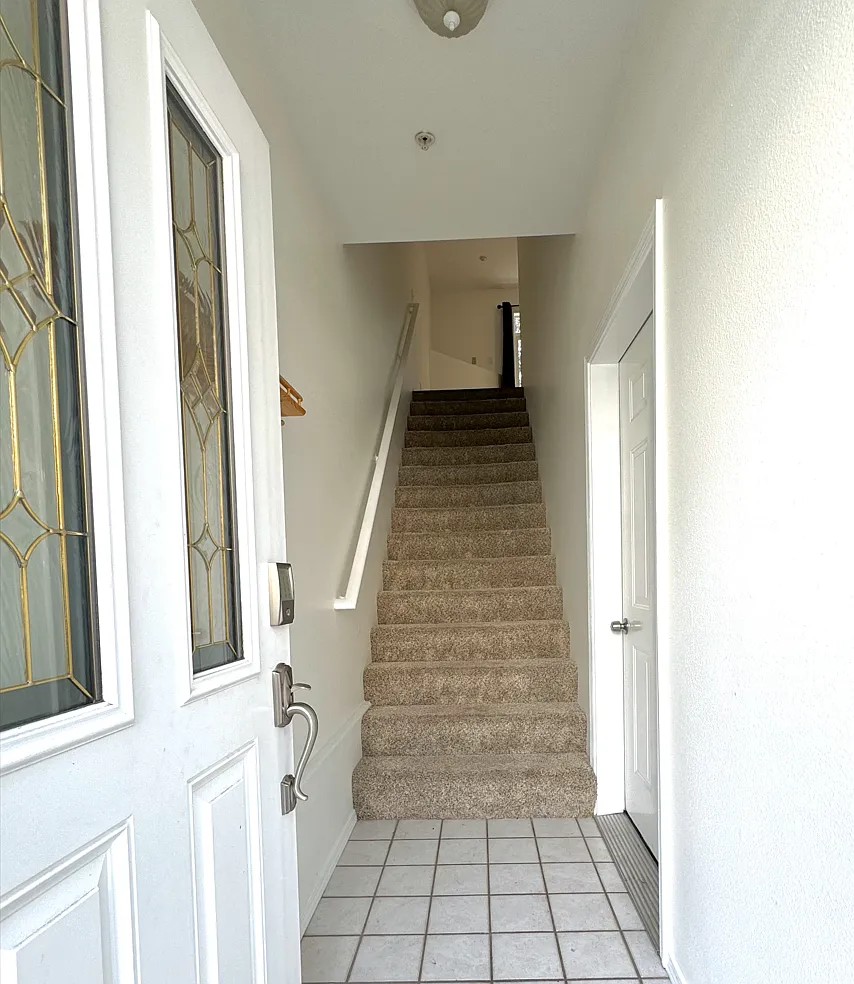 Cougar Ridge Property — Photo 2