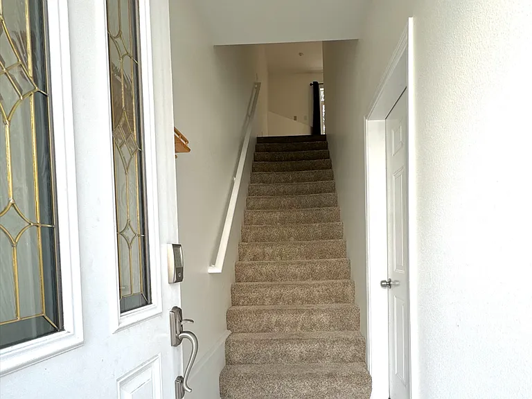 14340 SW Cougar Ridge Dr — Photo 2