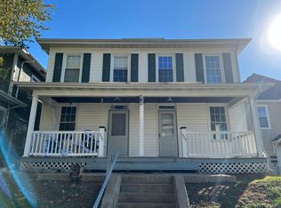 305 E 11th St, Davenport, IA 52803