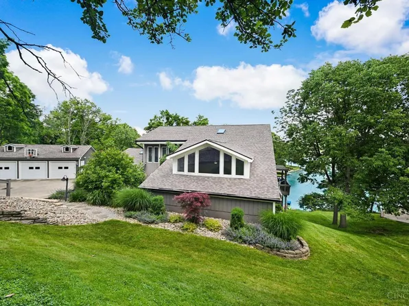 1236 Monteray Cir, Lawrenceburg, IN 47025