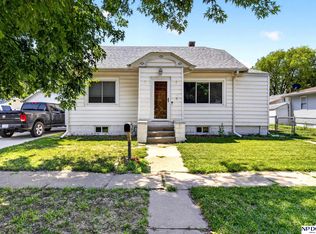 1025 E 1st St, Fremont, NE 68025