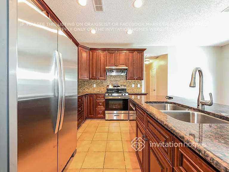 4906 Autumn Hl — Photo 5