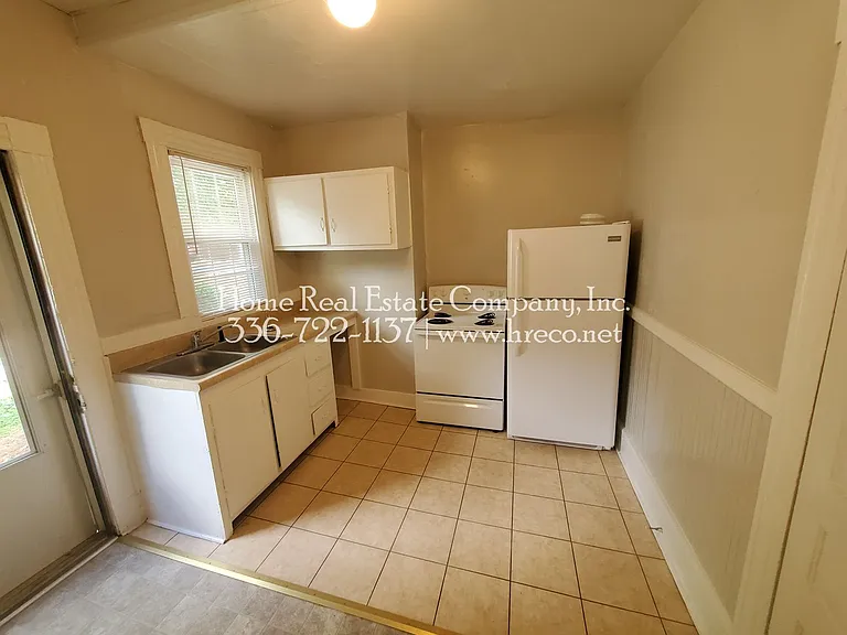 115 S Spruce St #3 — Photo 7