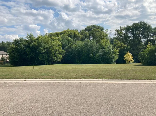 2311 Hillcrest Ln, Hawley, MN 56549