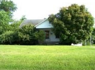 516 E Maple St, Dresden, TN 38225