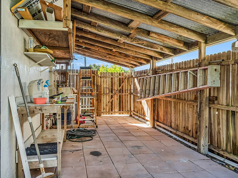 5 Hawk St #7 — Photo 27