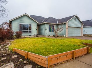 1977 Black Bear Ave SW, Albany, OR 97321