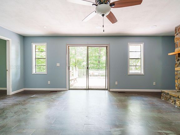 3rd image of 151 Fowler St