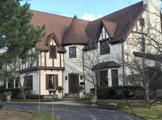 445 Grove St, Glencoe, IL 60022