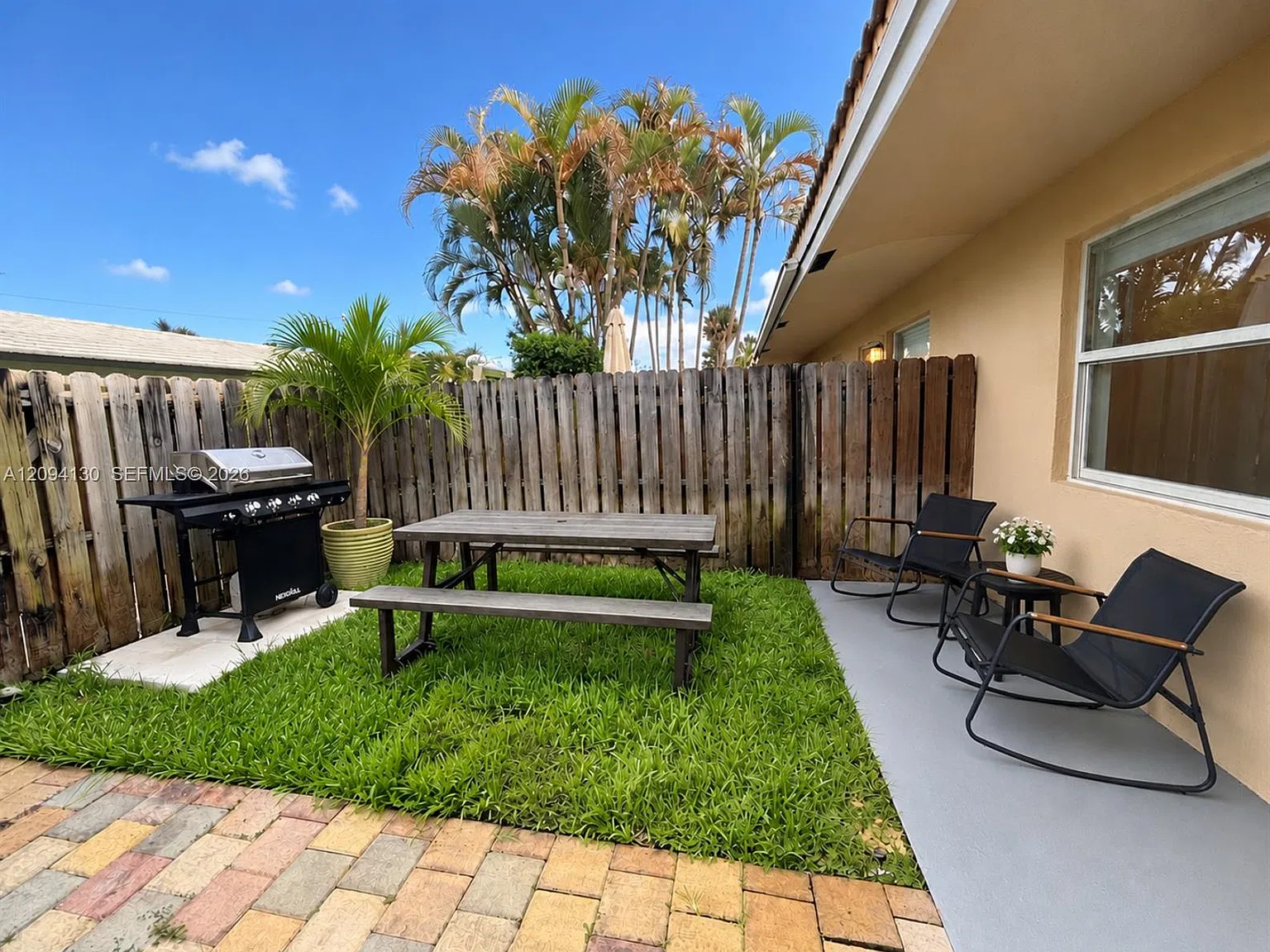 Villa Sun Ray Condo — Photo 2