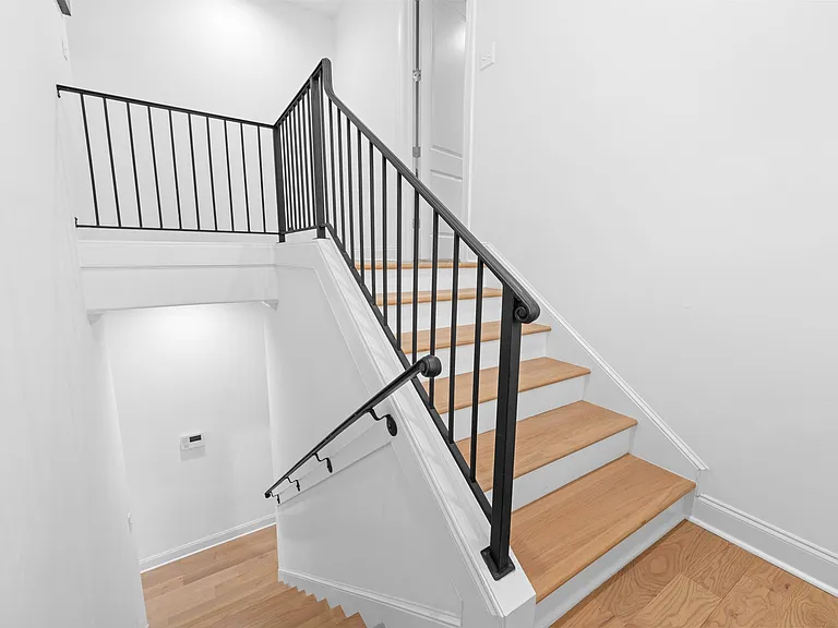 1488 Covington Wood Cv — Photo 18