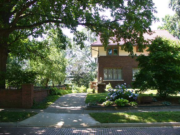 Drive Way Entrance