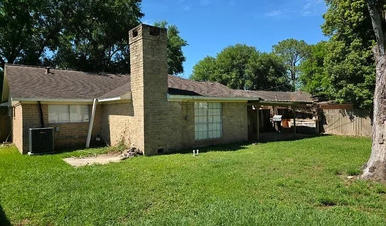3223 Cedarmont Dr — Photo 12