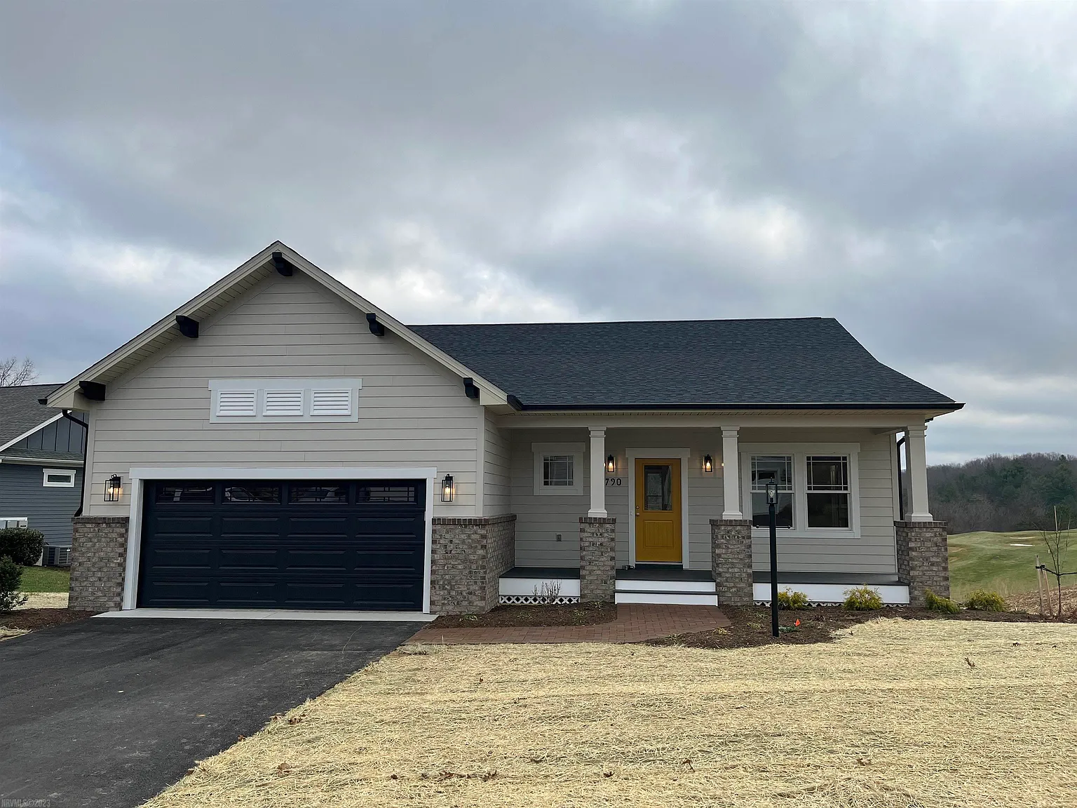 3790 Fairway View Dr photo 1